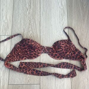 Monday swimwear Leopard Print Maui Top